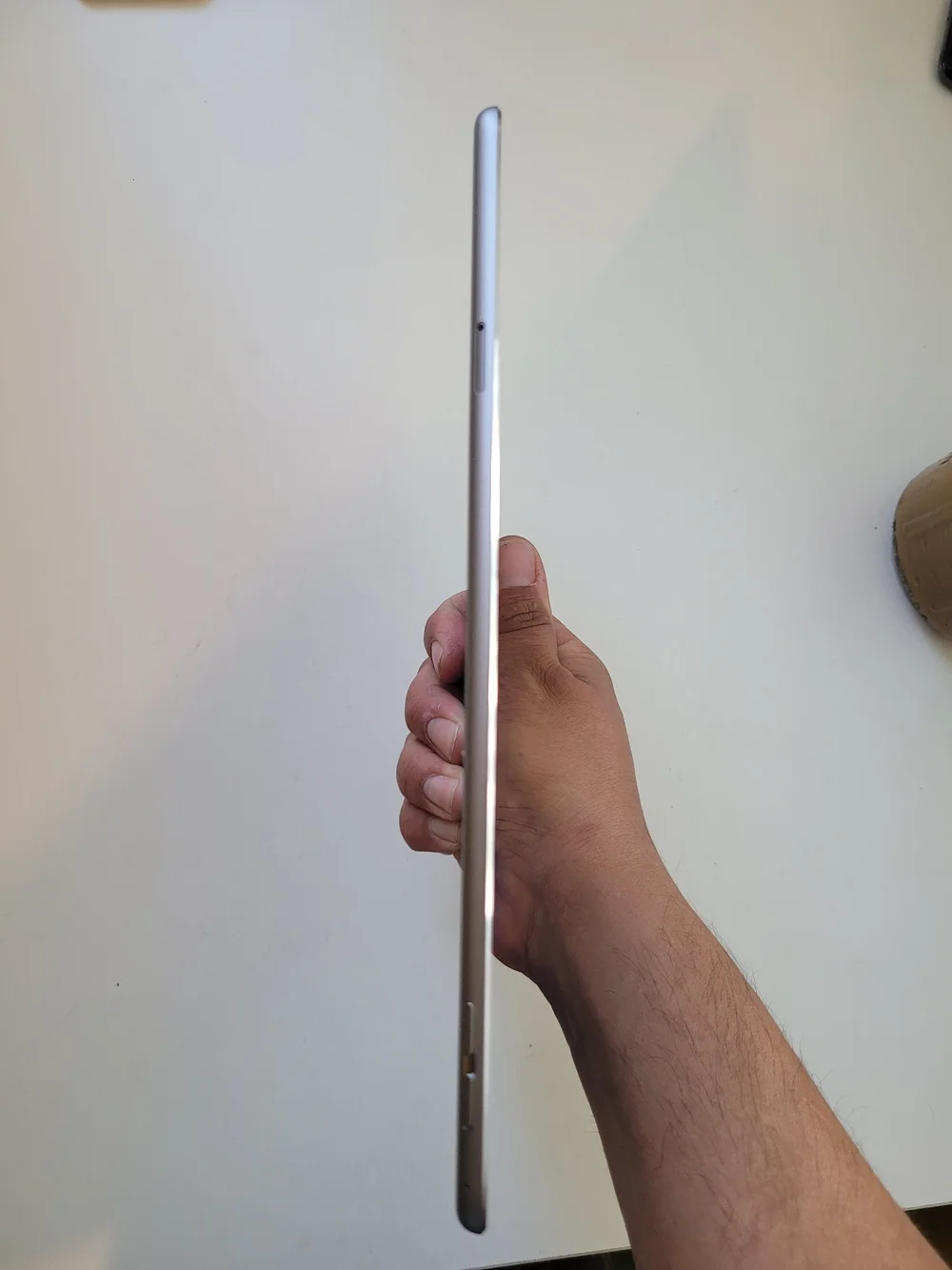 Apple iPad Air 2nd Gen Cellular Black Used **AJ**